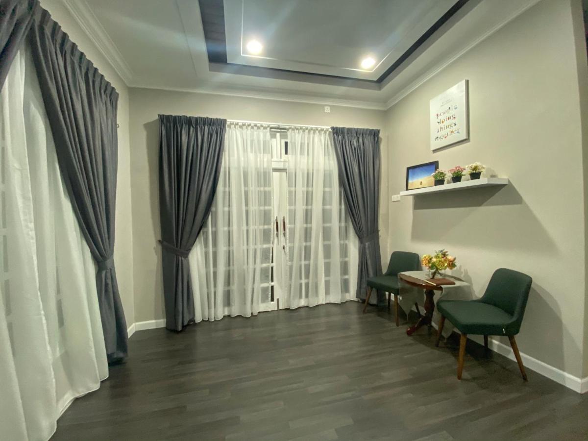 Shafickza Guesthouse Куала-Тренгану Экстерьер фото